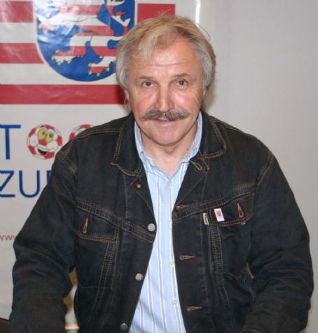 Dragoslav Stepanović