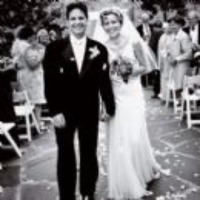 Elizabeth Banks and Max Handelman - Marriage