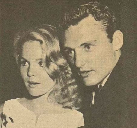 Tuesday Weld and Dennis Hopper