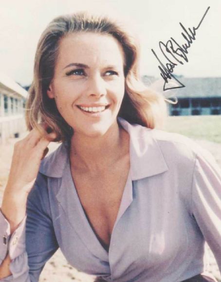 Featured topics Honor Blackman Post date Posted 3 years ago