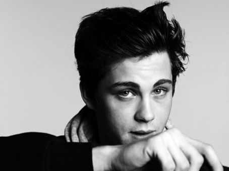 Logan Lerman