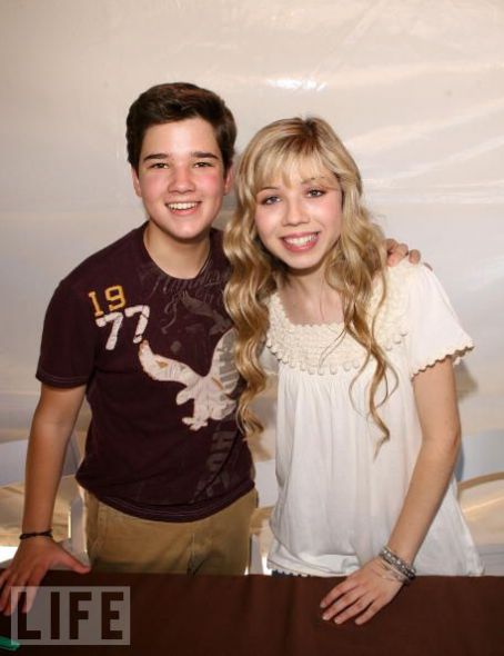 Featured topics Nathan Kress Jennette McCurdy Nathan Kress and Jennette 
