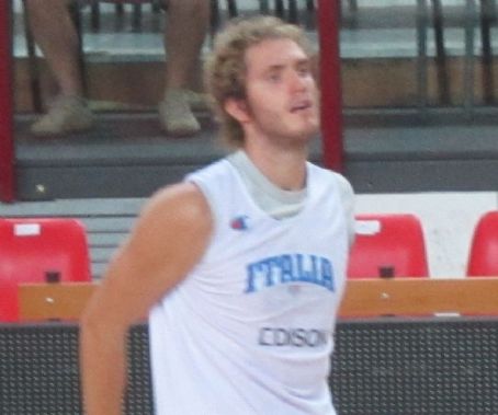 Andrea Renzi (basketball)
