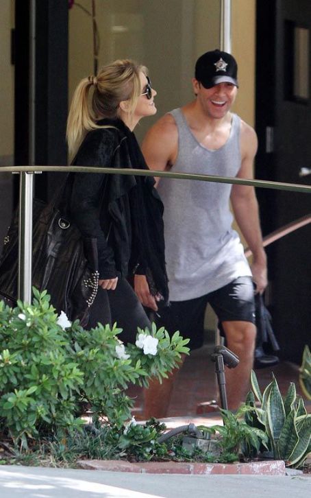 Julianne Hough and Dane Cook