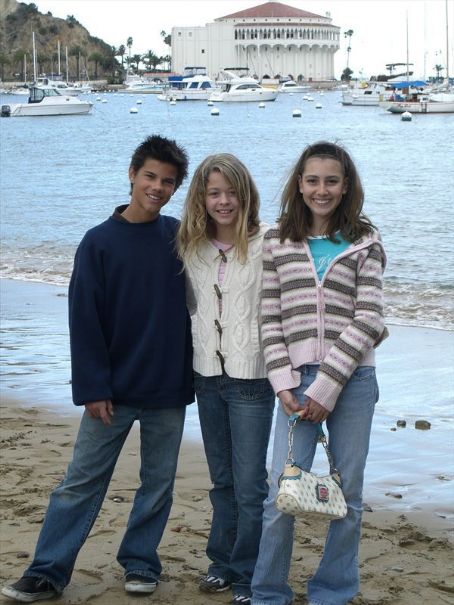 Taylor Lautner and Taylor Dooley