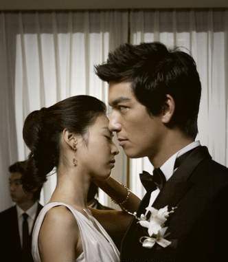 Dennis Oh and Yeon-hee Lee