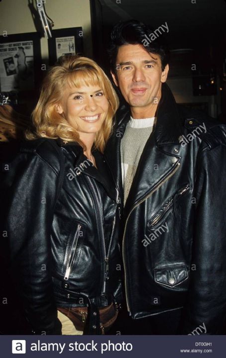 Adrian Zmed and Susan Wood