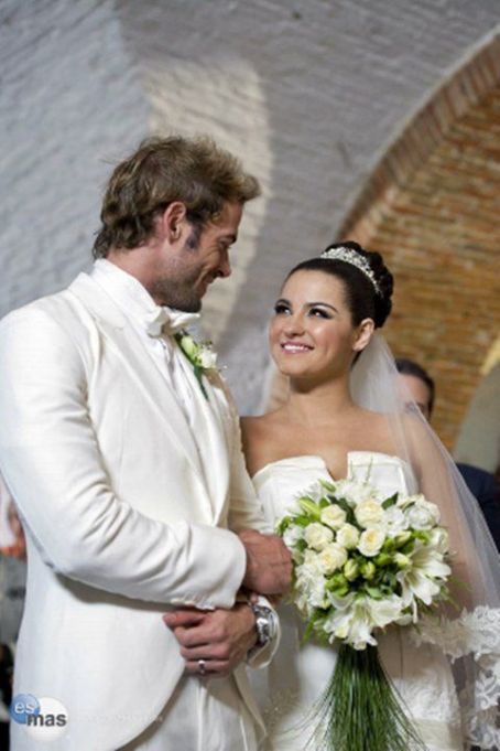 Maite Perroni and William Levy