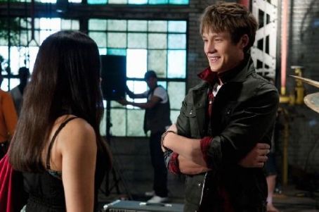 Naomi Scott and Nick Roux