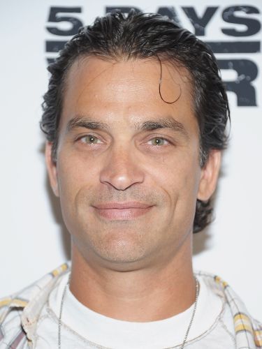 Johnathon Schaech