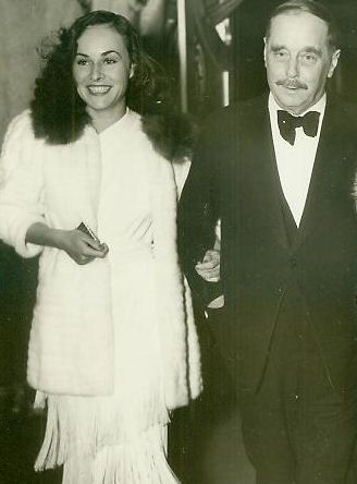 Paulette Goddard and H.G. Wells