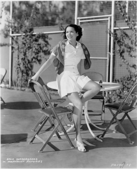 Gale Sondergaard Pics - Gale Sondergaard Photo Gallery - 2017 