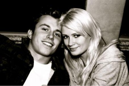 Kenny Wormald and Lauren Bennett Previous PictureNext Picture 