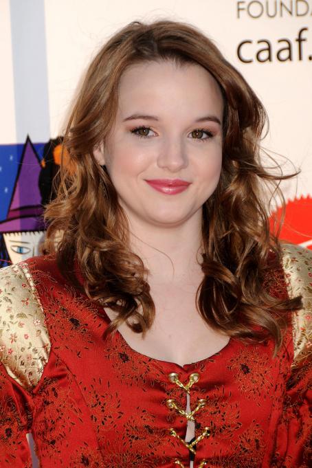 Kay Panabaker17 Annual Dream Halloween Benefit In Hollywood20101030