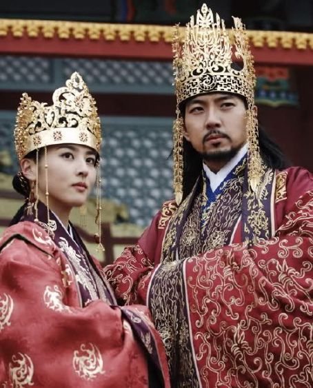 Il-guk Song and Hye-jin Han