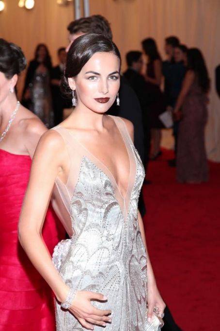 Camilla Belle Photo Camilla Belle Photo
