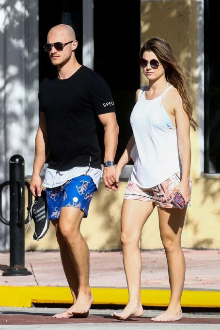 Who Is Amanda Cerny Dating? Amanda Cerny Boyfriend, Husband