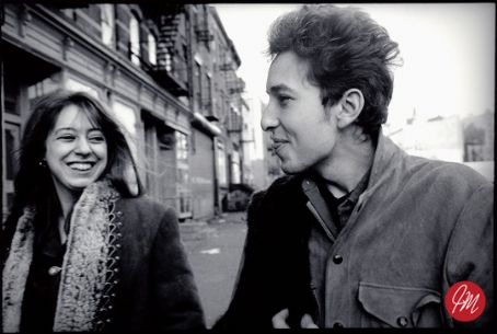 Bob Dylan and Suze Rotolo Previous PictureNext Picture 