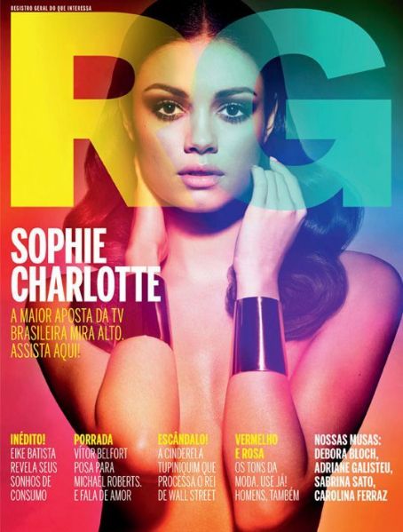 Sophie Charlotte RG Vogue Magazine Cover Brazil October 2011 