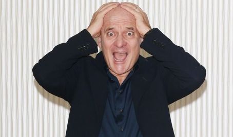 The Bodyguard S Cure La Cura Del Gorilla The Gorilla Cure