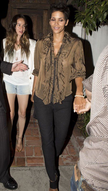 Halle Berry Celebrated Her 46th Birthday At The Little Door Club