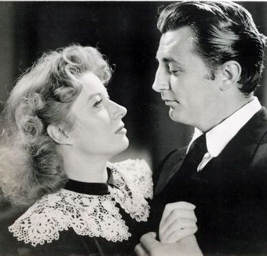 Robert Mitchum and Greer Garson