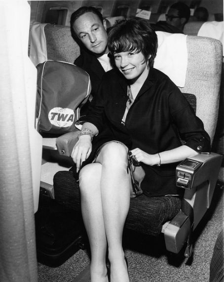 Shirley MacLaine and Gene Kelly
