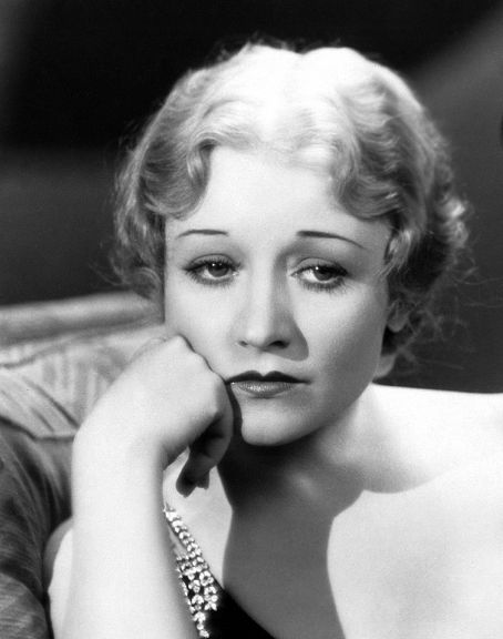 Betty Compson Previous PictureNext Picture 