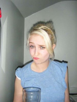 Lily Loveless Previous PictureNext Picture 