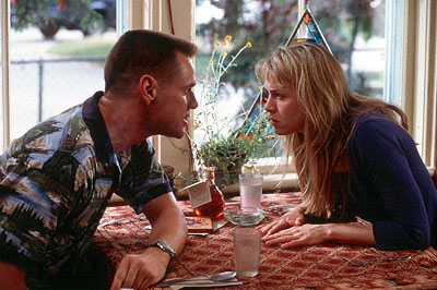 Hank (Jim Carrey) provokes Irene (Renee Zellweger) in 20th Century Fox's Me, Myself & Irene - 2000
