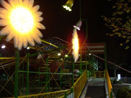 Cosmic Coaster (Worlds of Fun)