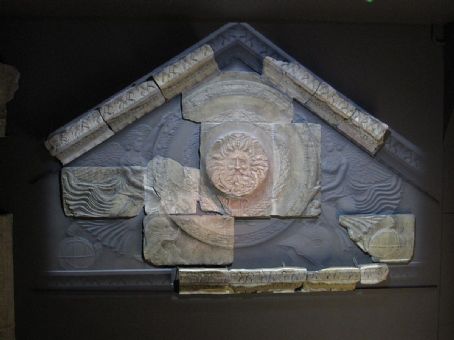 Bath Gorgon