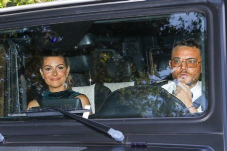 Maria Menounos – Arrives at Britney Spears and Sam Asghari’s wedding in