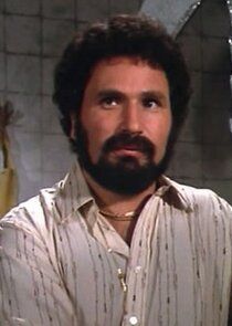 Gabe Kaplan- as Freddy York