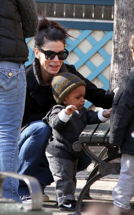 Sandra Bullock's Weekend Park Playdate With Louis 