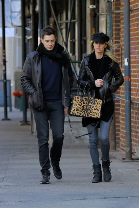 Nicky Hilton and her husband James Rothschild – Out in New York City ...