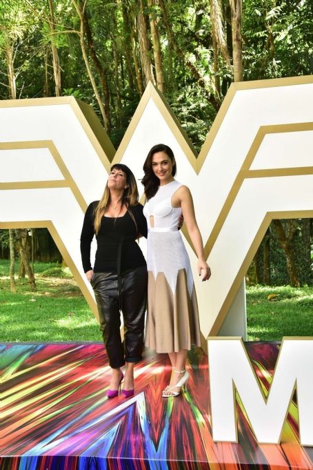 Gal Gadot – ‘Wonder Woman 1984’ Photocall in Sao Paulo | Gal Gadot