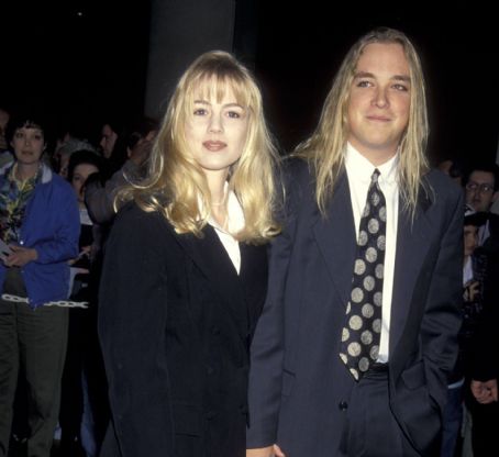 Actress Jennie Garth and boyfriend Daniel Clark attend the American Friends of The Hebrew University's Scopus Award Honoring Aaron Spelling on January 30, 1993 at the Beverly Hilton Hotel in Beverly Hills, California