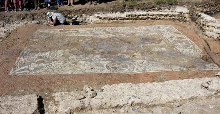 Boxford Roman mosaic