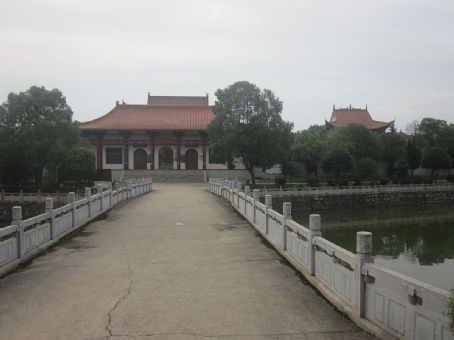 Nanquan Temple