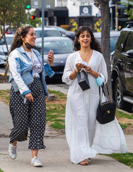 Camila Cabello – Shopping with a friend in Los Angeles | Camila Cabello