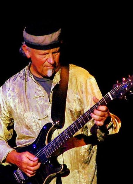 Six Degrees » Martin Barre and Julie Weems