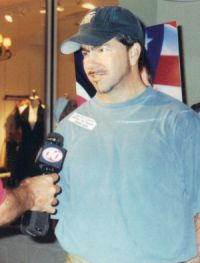 Chris Ernesto
