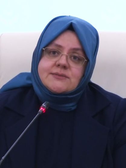 Zehra Zümrüt Selçuk