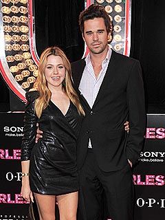 Majandra Delfino David Walton Expecting First Child Famousfix Com Post