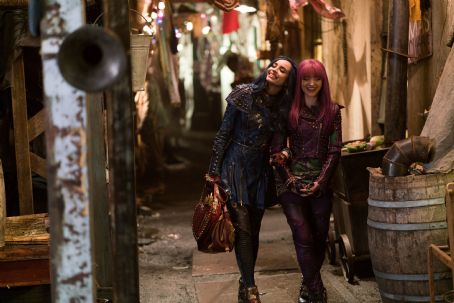 Descendants 2