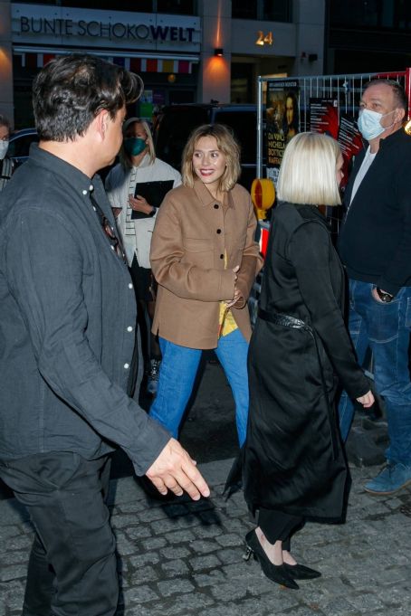 Elizabeth Olsen – Seen at the Borchardt Restaurant in Berlin
