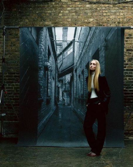 Sophie Turner - Vogue Magazine Pictorial [United Kingdom] (June 2024)