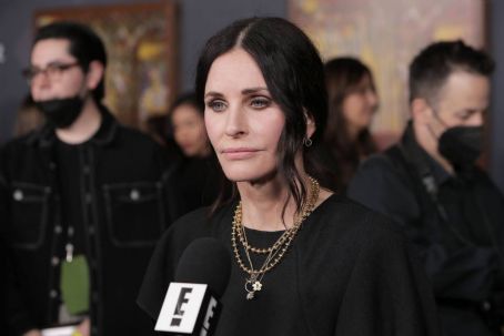 Courteney Cox – Premiere of STARZ ‘Shining Vale’ in Hollywood