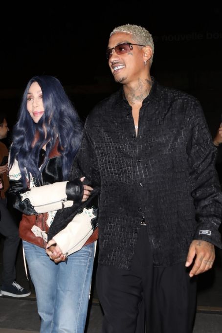 AE  and Cher Out for Dinner in Paris